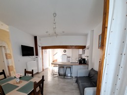 Cuisine, salon, salle à manger