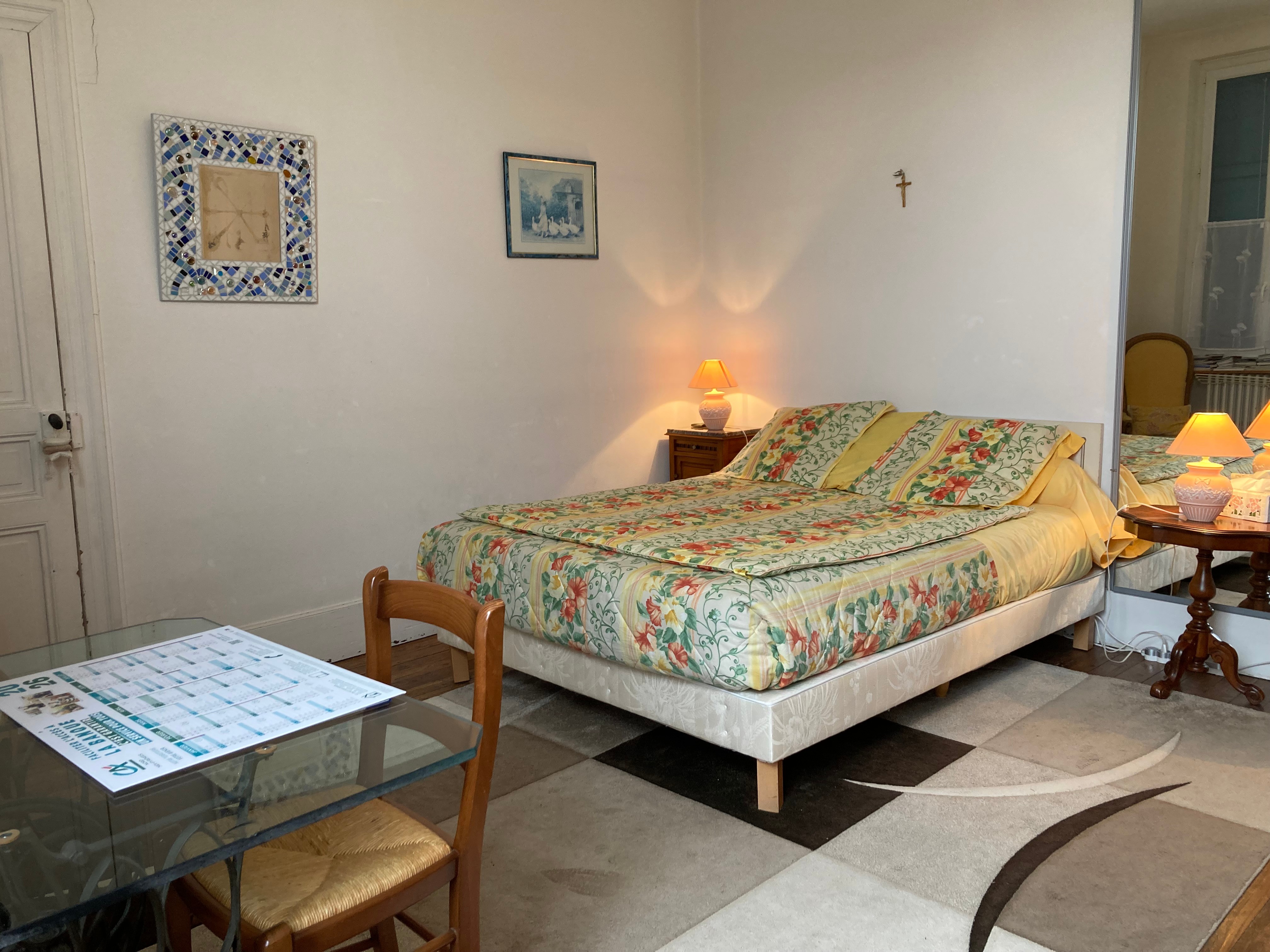 Julien" room