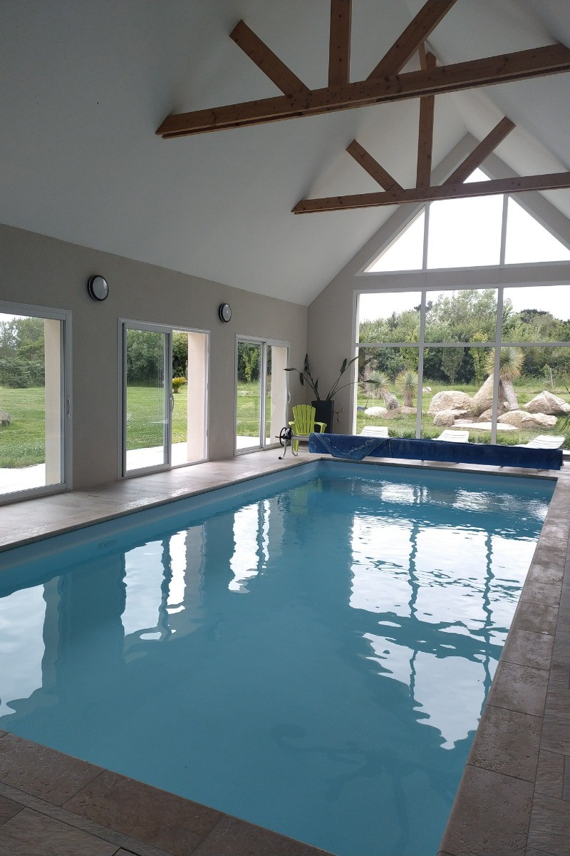 Piscine intérieure chauffée