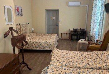 Chambre familiale à Laroque