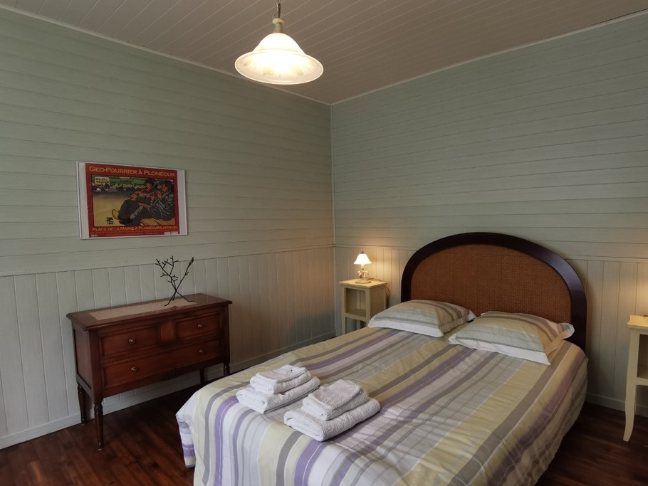 Chambre avec lit de 140