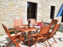 déjeuné sur la terrasse Tréguidel Clévacances