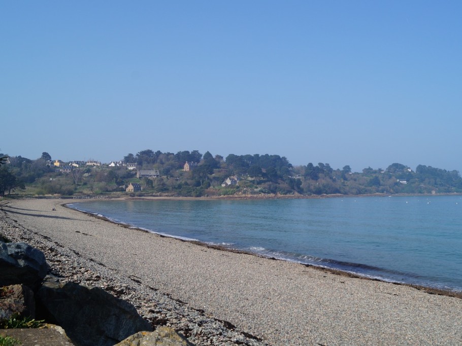 plage de Launay  600 mères à pied du gîte