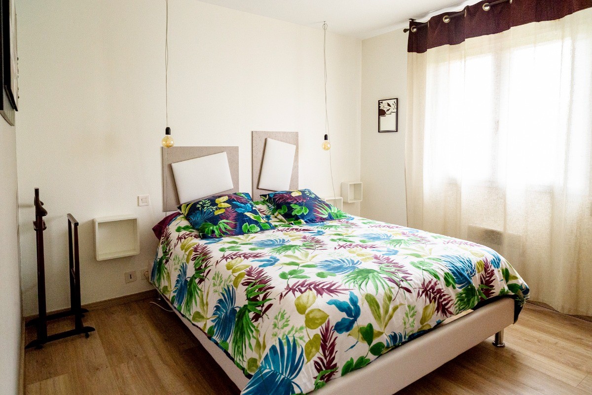 Gîte "Le Pagnol" Albi Occitanie Chambre 1, lit en 160