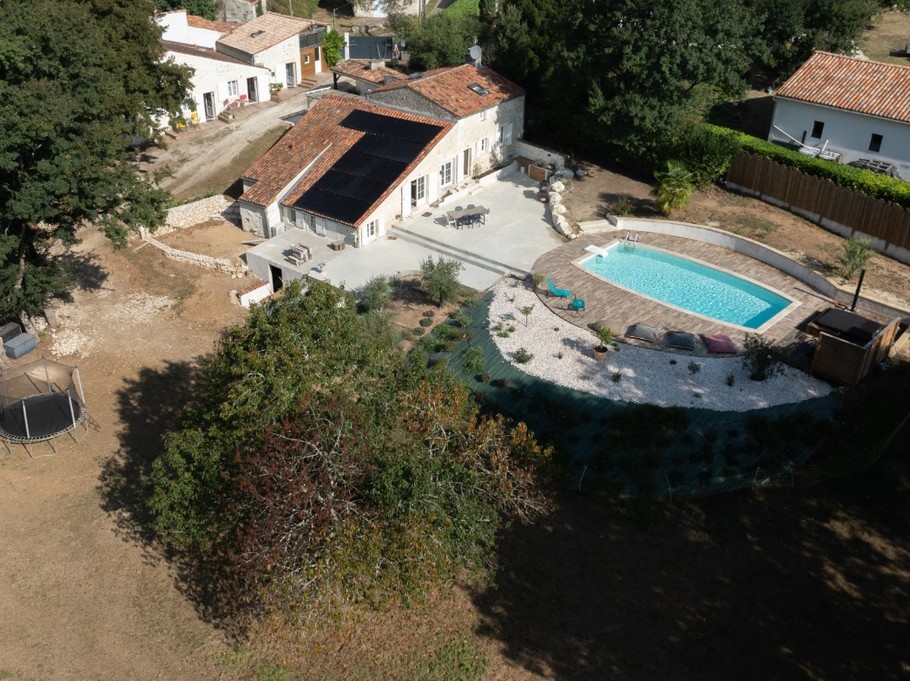 Propriété Les Côteaux de Pilauzin en Charente maritime