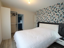 chambre du rdc (lit 160)