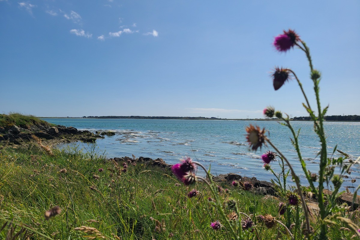 Sentier côtier pour des randonnées au départ de la maison