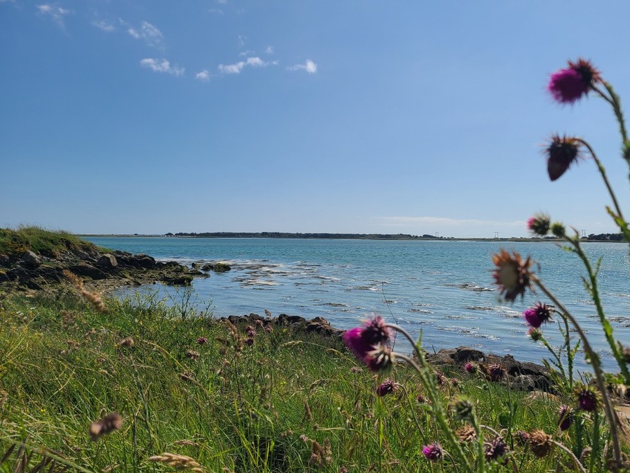 Sentier côtier pour des randonnées au départ de la maison