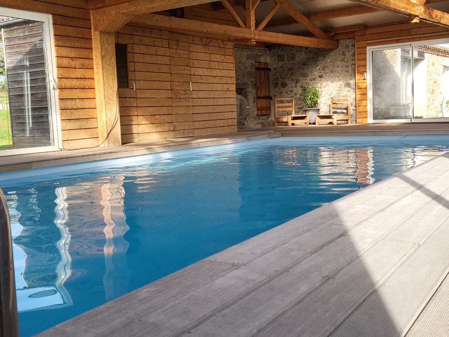 espace piscine couverte chauffée