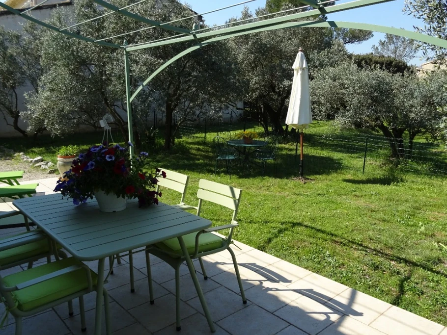 La terrasse sur jardin clos