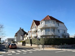 RESIDENCE - 2 EME ETAGE -ANGLE DES DEUX RUES