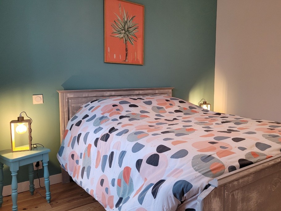 Le Saint, Location, Clévacances, Quemper-Guezennec, 2ème chambre au RDC lit 140, au RDC