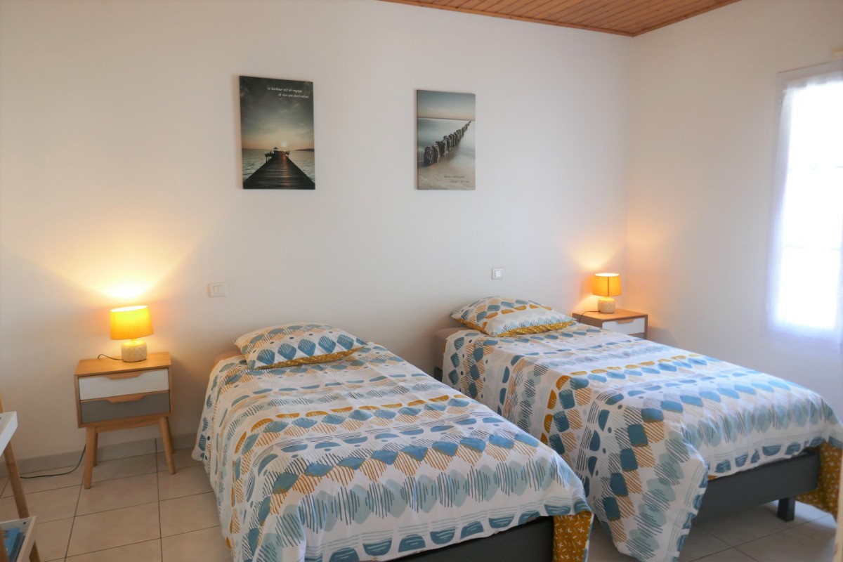 Chambre 2 lits en 90