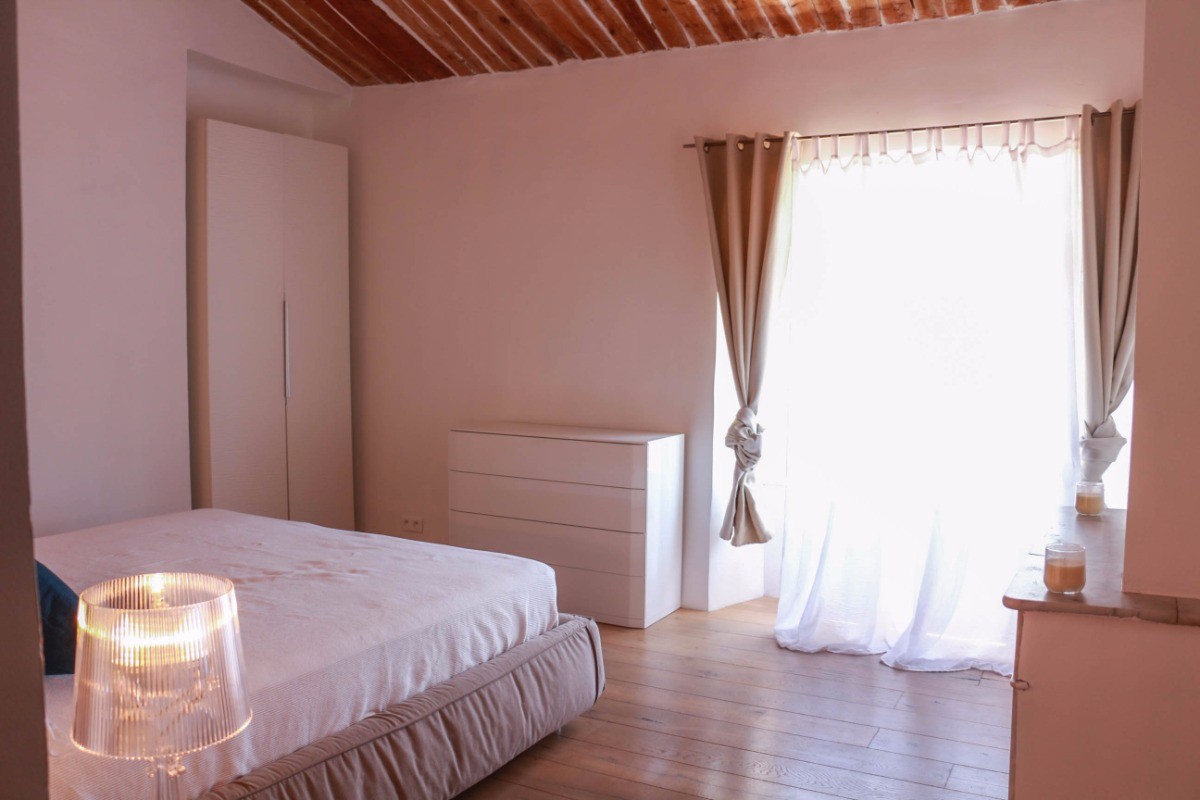 Bastide 8 personnes, piscine, jacuzzi, billard à Saint Cyr sur Mer, une chambre