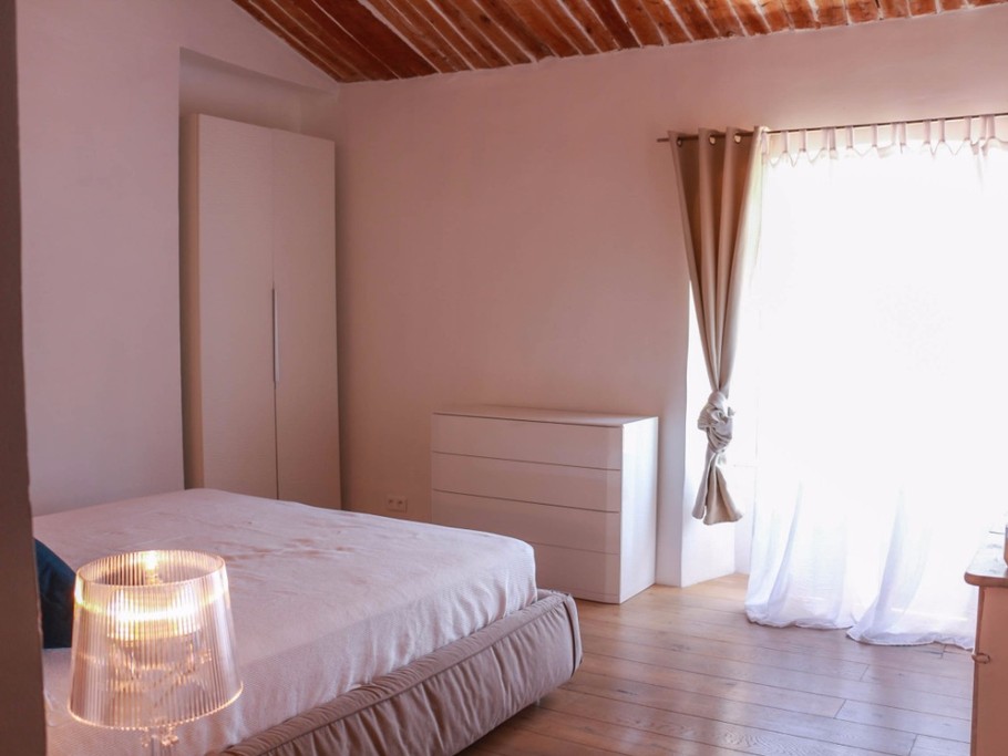 Bastide 8 personnes, piscine, jacuzzi, billard à Saint Cyr sur Mer, une chambre