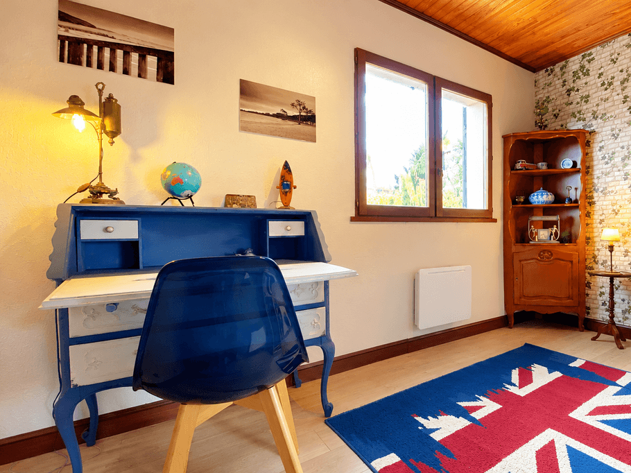 Home office at Villa Primevères in St Jean d'Illac