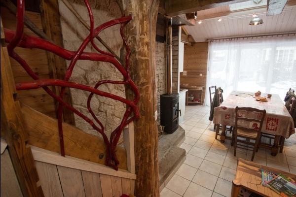 Nous avons aussi invité le bois et la nature à l'intérieur