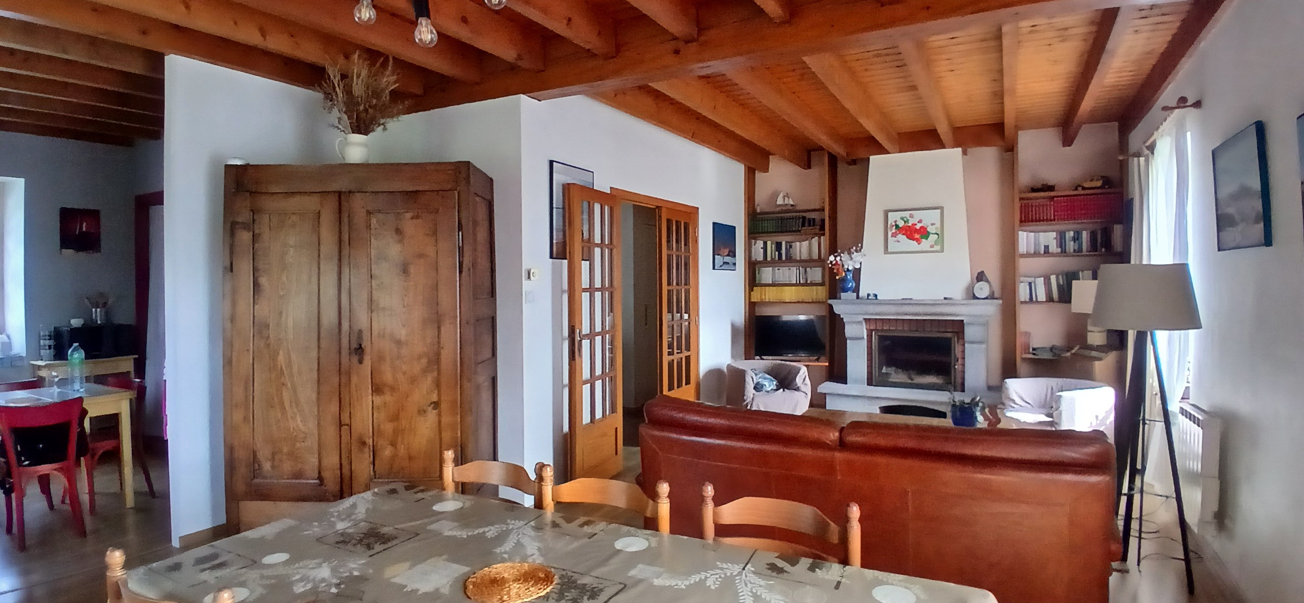 Solagnat holiday cottage, in Orcines, Puy-de-Dôme: The dining room