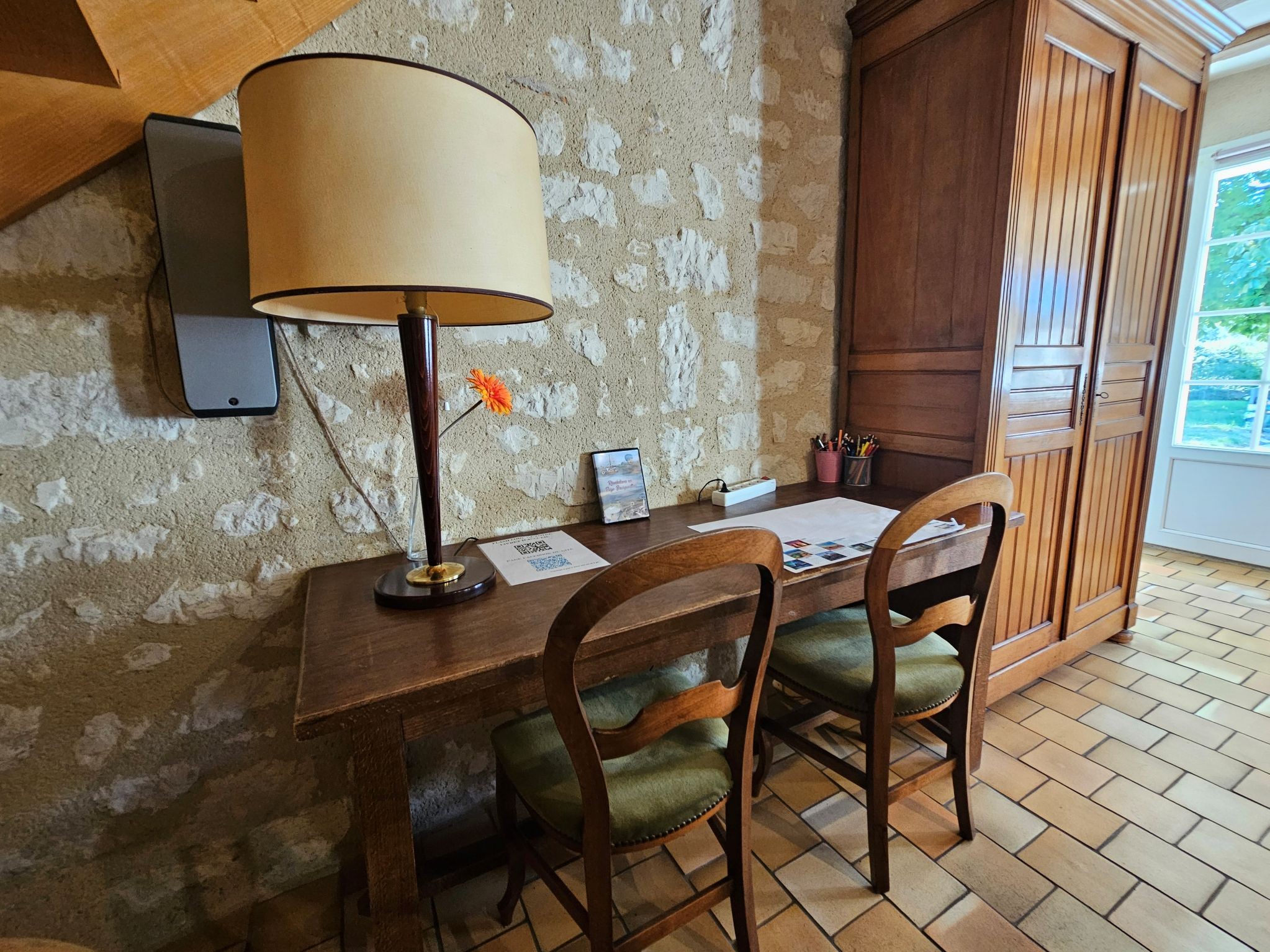 Coin bureau