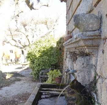 Fontaine sur le domaine