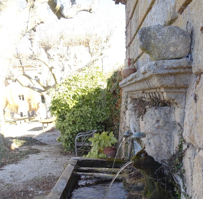 Fontaine sur le domaine