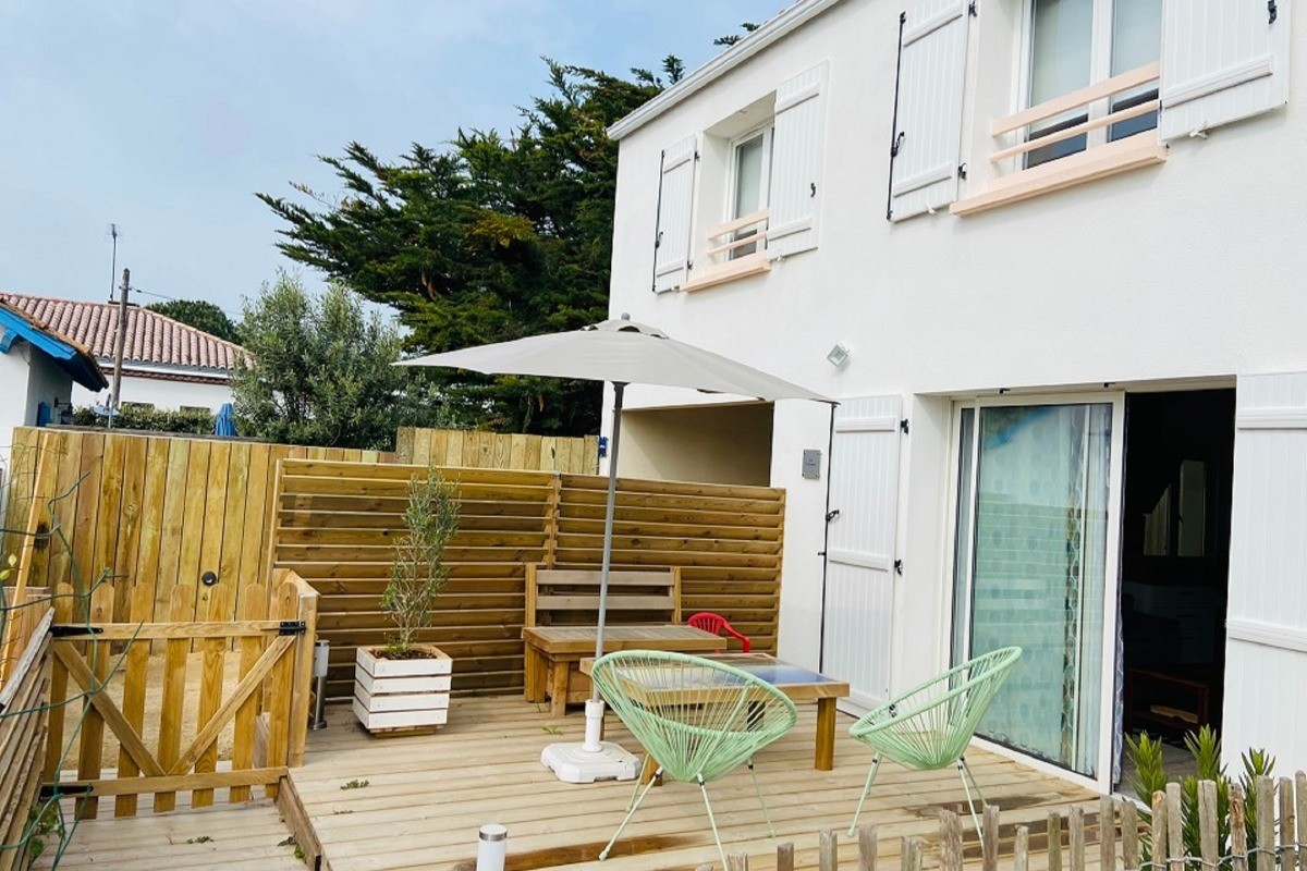 terrasse exposée plein sud pente inclinée pour accès pmr