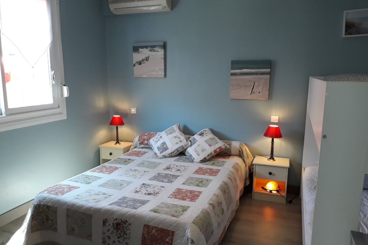 Chambre lit en 140 et 2 lits en 90