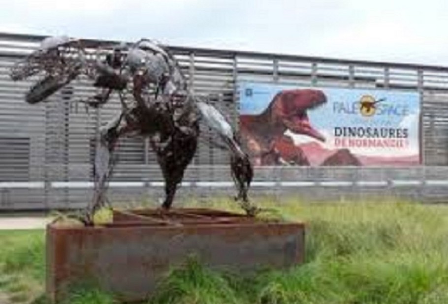 Paléospace - A 2 pas de l'appartement