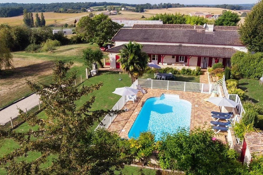 Maison de campagne 8 personnes avec piscine - Saint-Jean-de-Duras