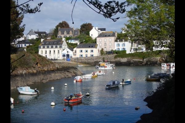 le charme des ports côtiers des environs
