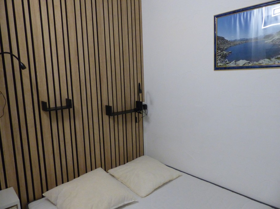 Cab room
