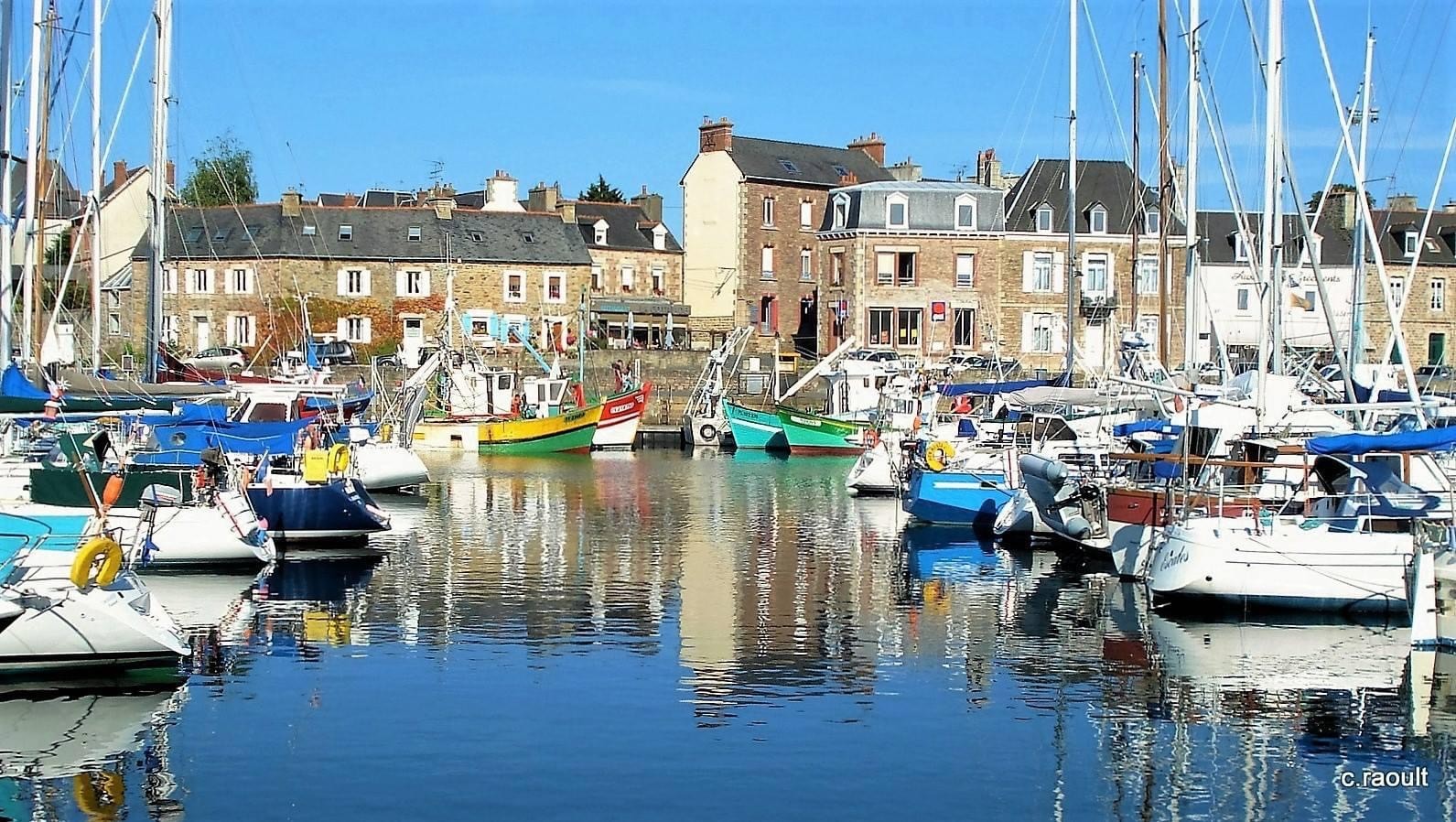 Joli port de Paimpol à 150 mètres