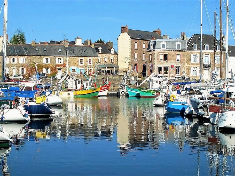 Joli port de Paimpol à 150 mètres