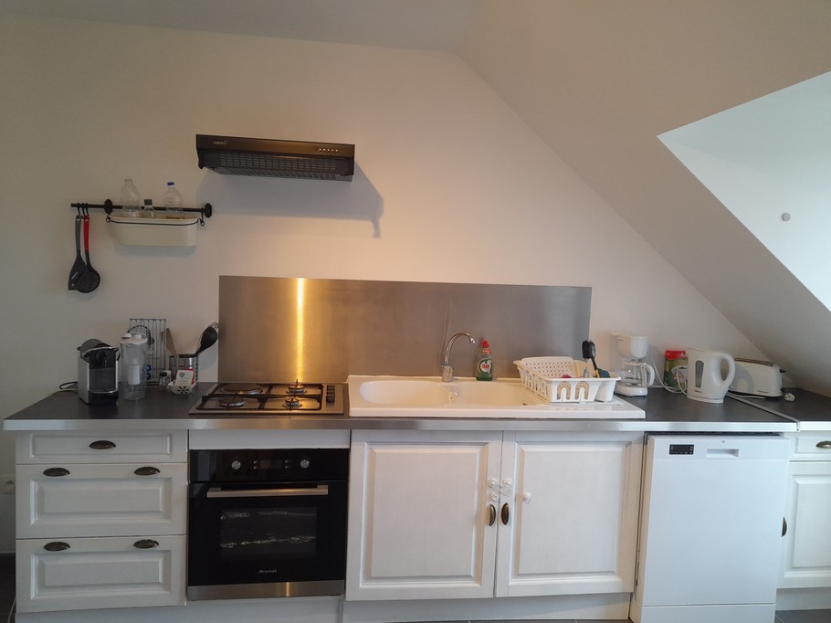 la cuisine toute équipée du pigeonnier