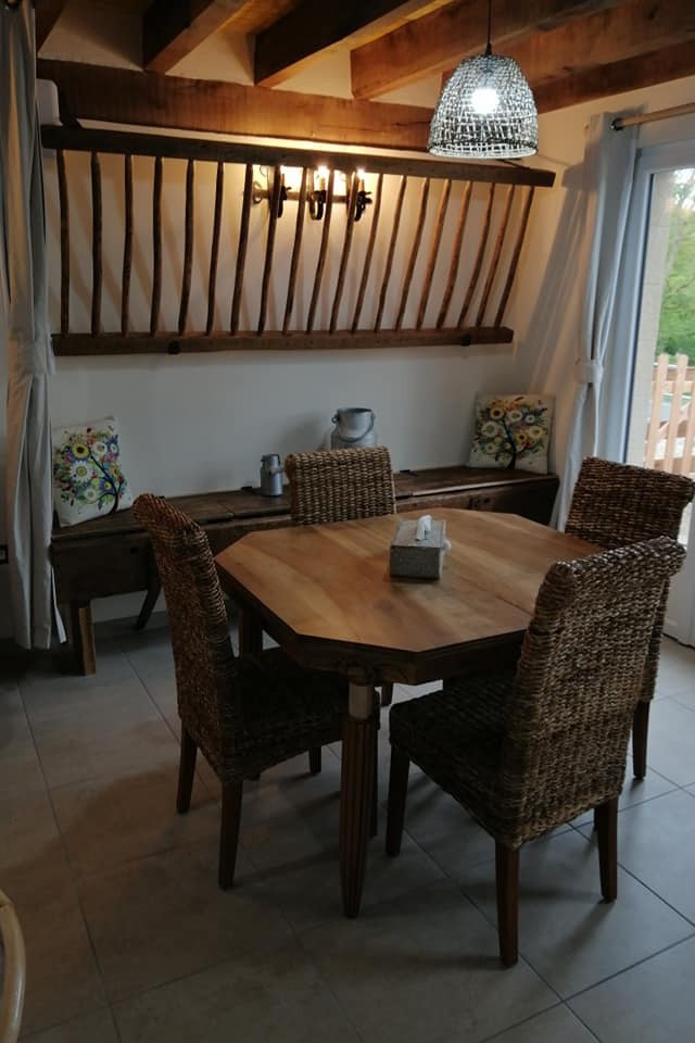 La salle à manger du gîte de l'Étable