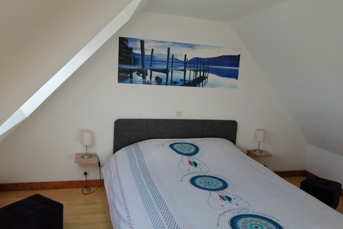 chambre 2 lit 160 * 190
à l'étage face à la salle de doucbe