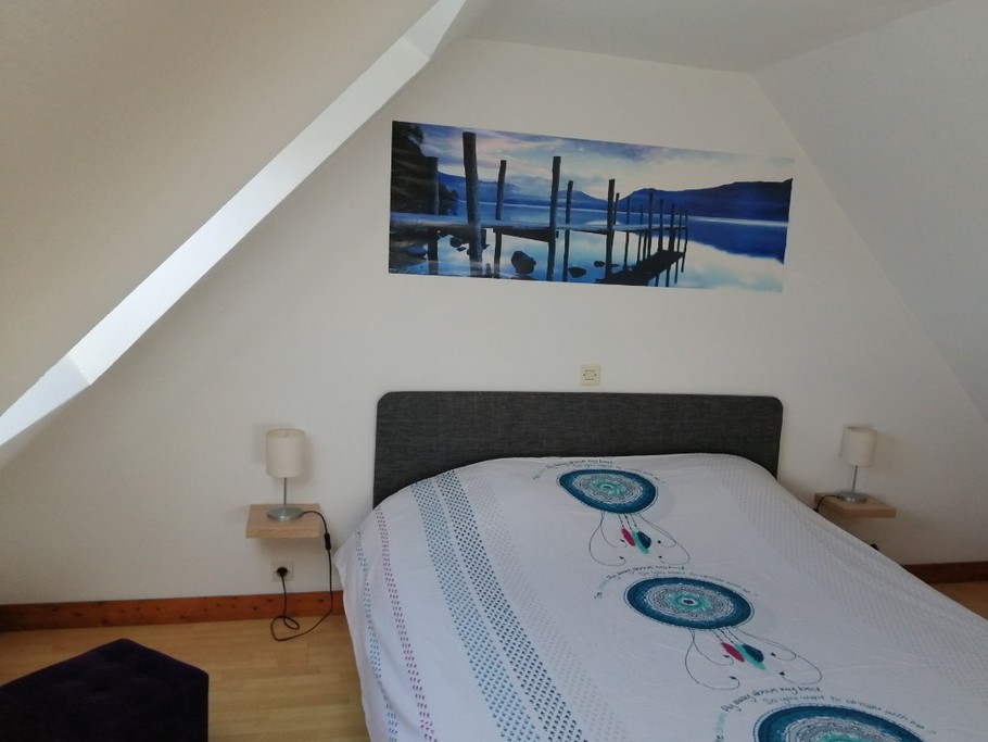 chambre 2 lit 160 * 190
à l'étage face à la salle de doucbe