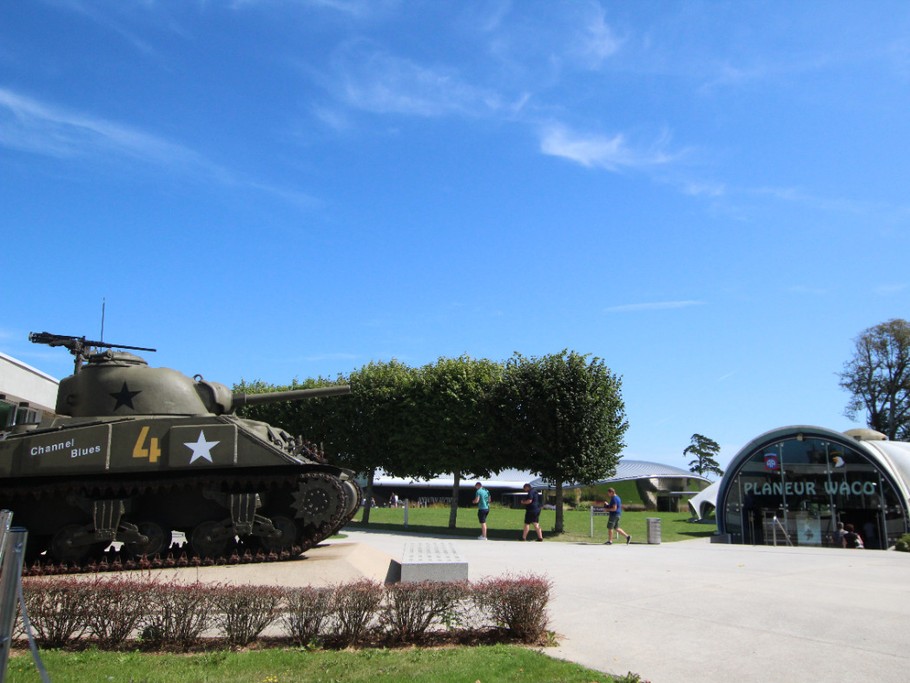 Ste Mere Eglise_Airborn Museum