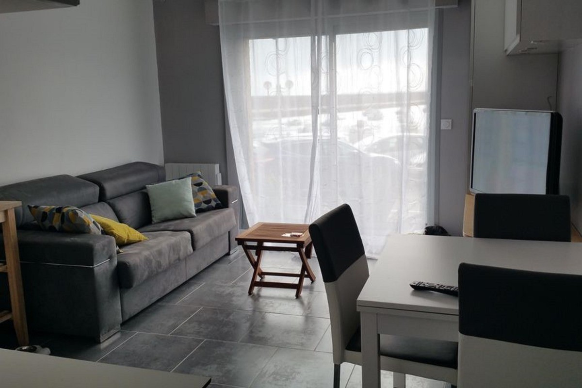 sejour avec couchage 2 personnes 140                                                                                vue mer