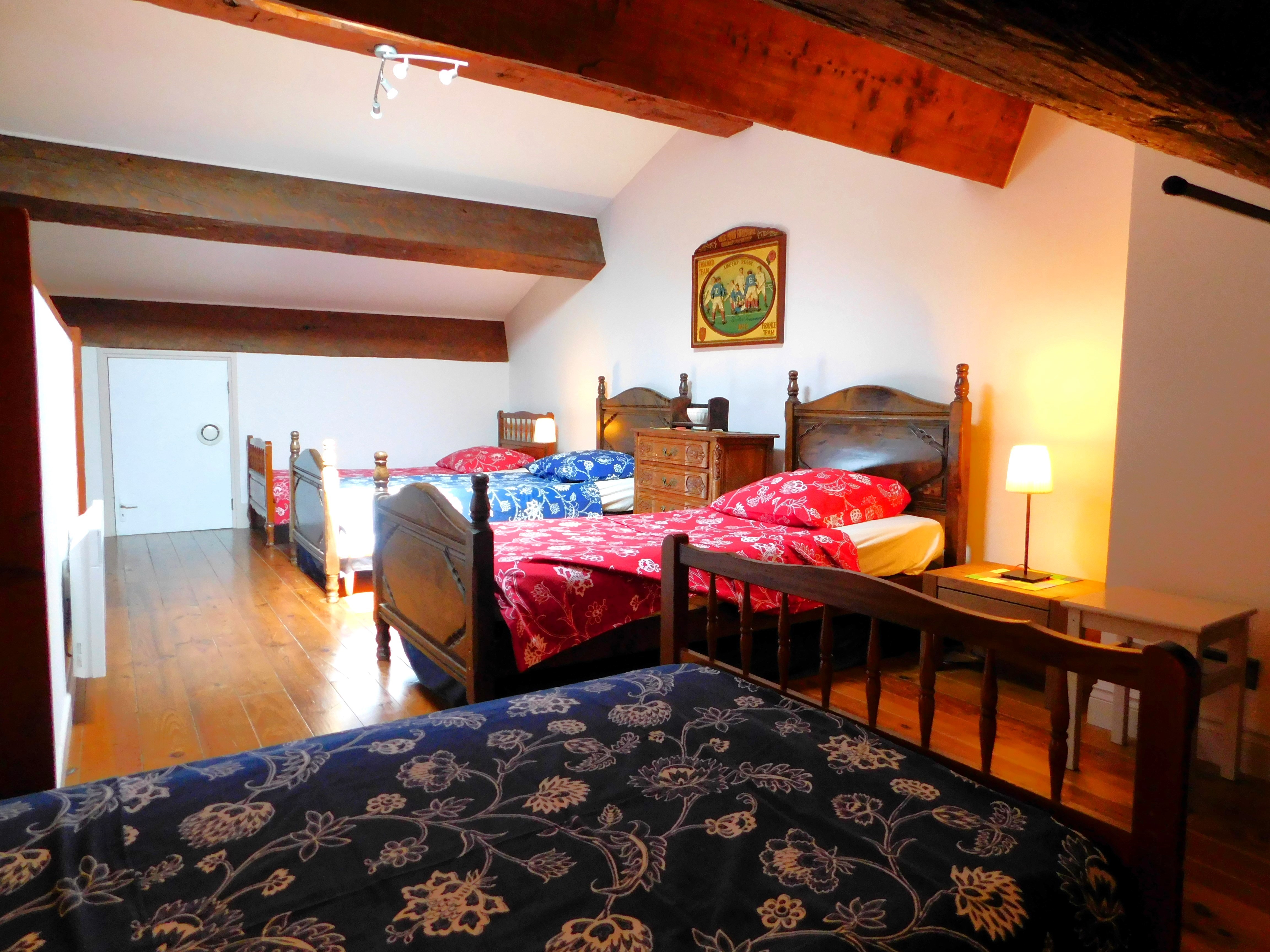 Chambre 4 lits simples 2ème étage