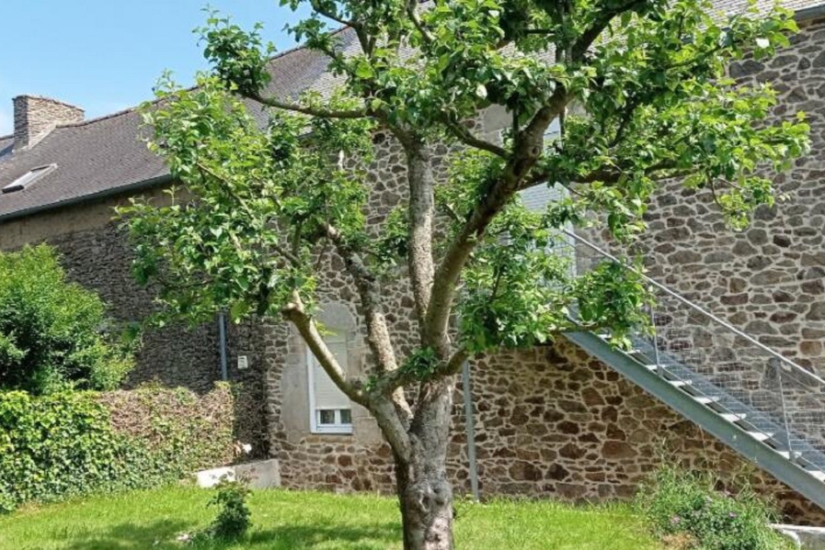 Location Mme Thebault - Maison 4 personnes en campagne entre Dinan et les magnifiques plages de St Jacut de la Mer