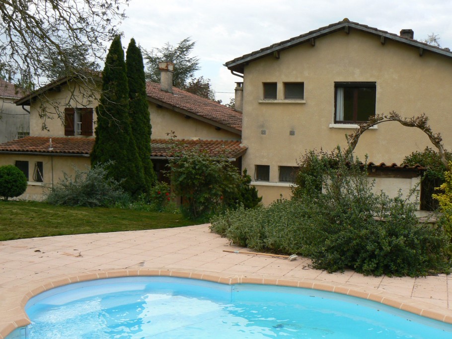 gîte les Ecureuils 12p Castelnau sur l'Auvignon piscine