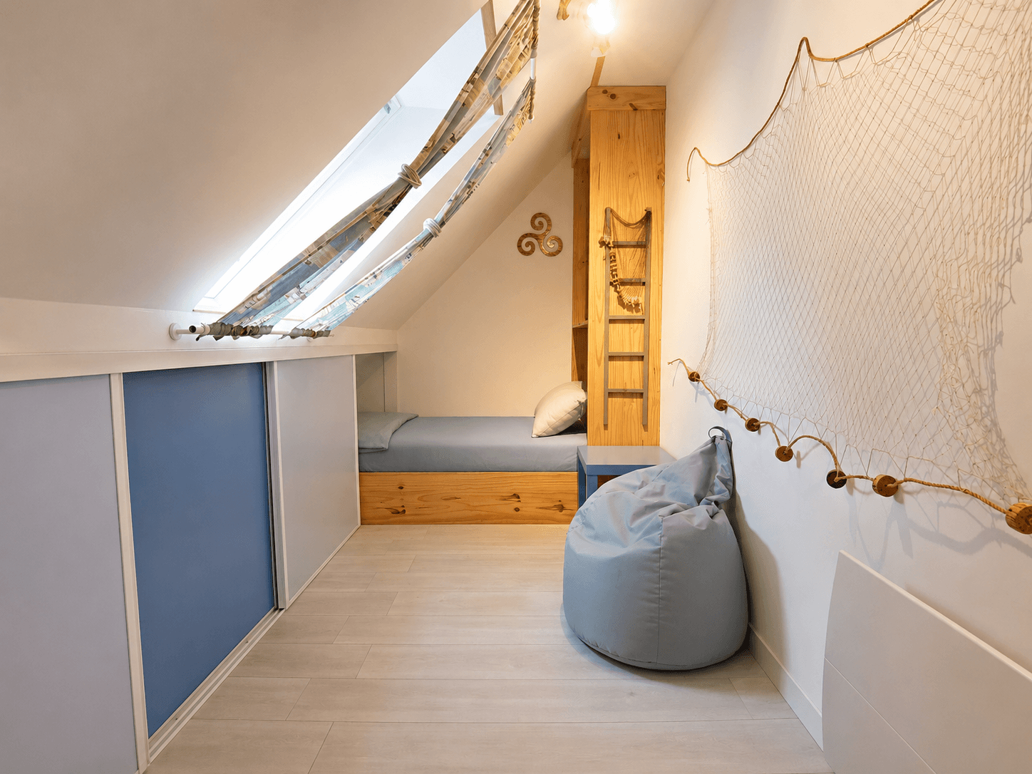 Single bedroom on the first floor