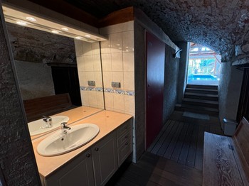 Espaces communs - Douches - Gîte Gentiane - Domaine de la Prairie des Prés