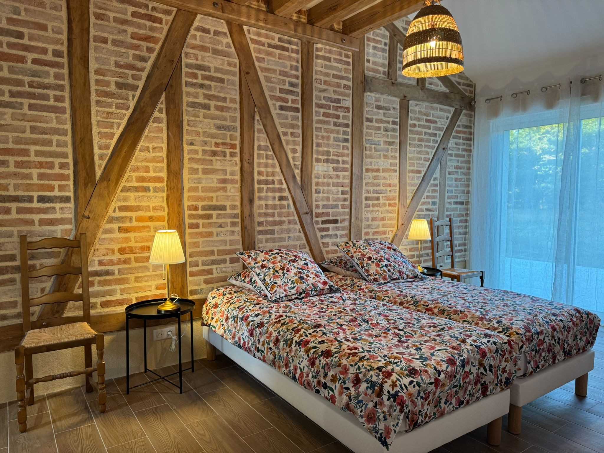 Gite La Chouette, adapted PMR room on ground floor with PMR shower room