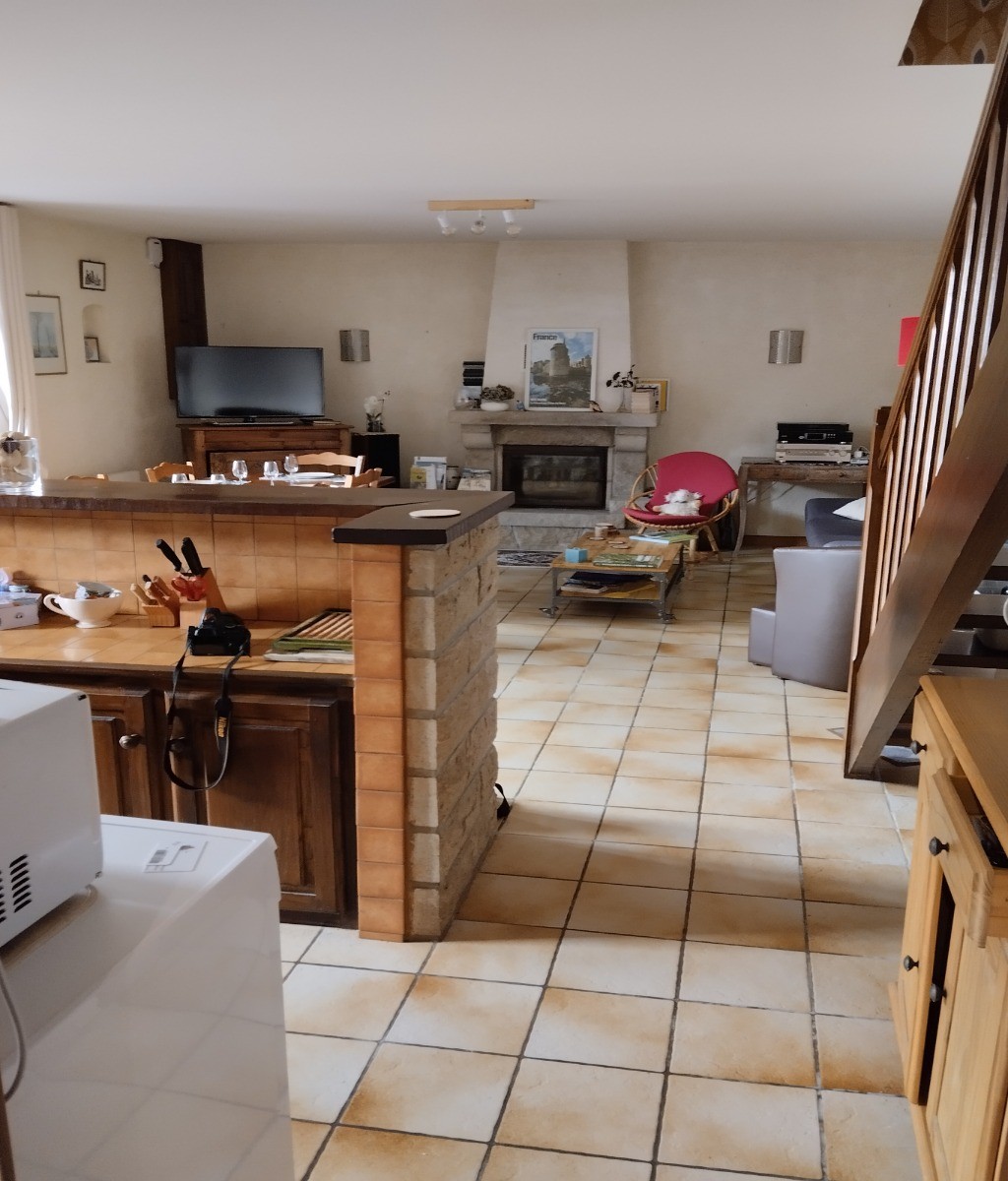 L’accès de la chambre Rdc vers salon