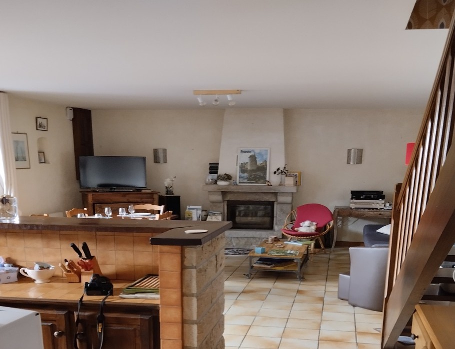 L’accès de la chambre Rdc vers salon