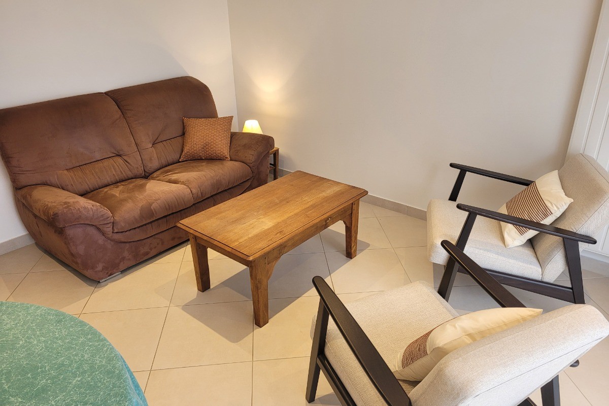 Chauvin, location, Clévacances, Paimpol, Plounez, espace salon pièce de vie