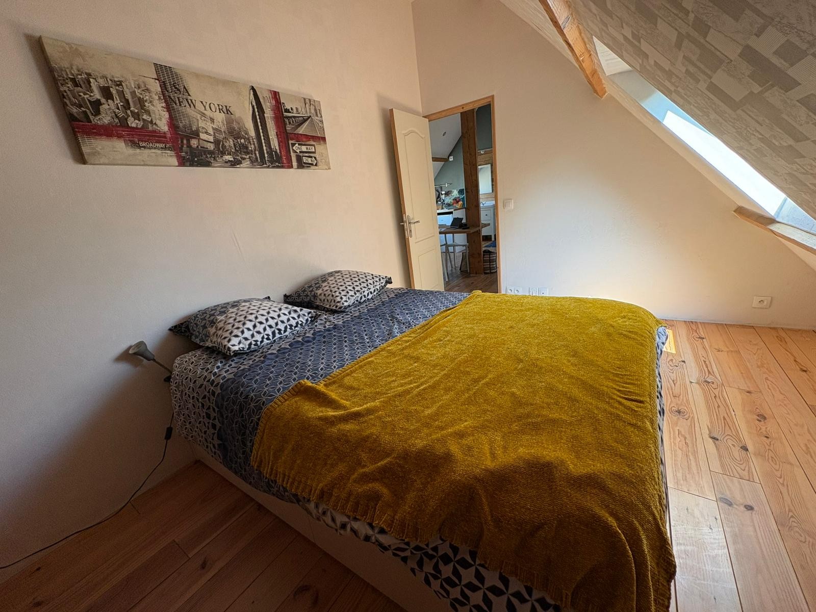 Gourvenec_room 2