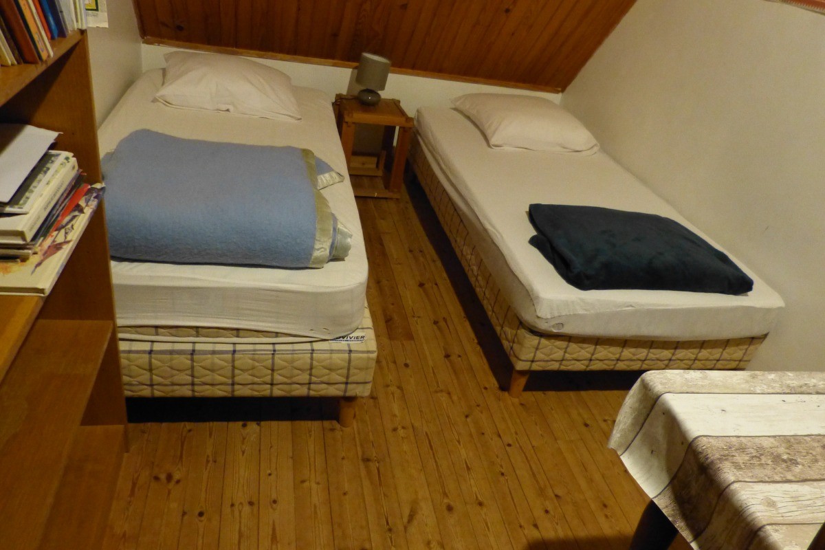 Chambre 2 lits simples
